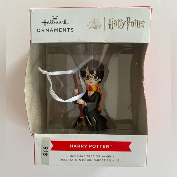 NWTHallmark 2022 Red Box Wizarding World Harry Potter Christmas Holiday Ornament - Picture 1 of 7